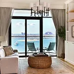 Iconic Palm And Atlantis View With Private Beach & Pool