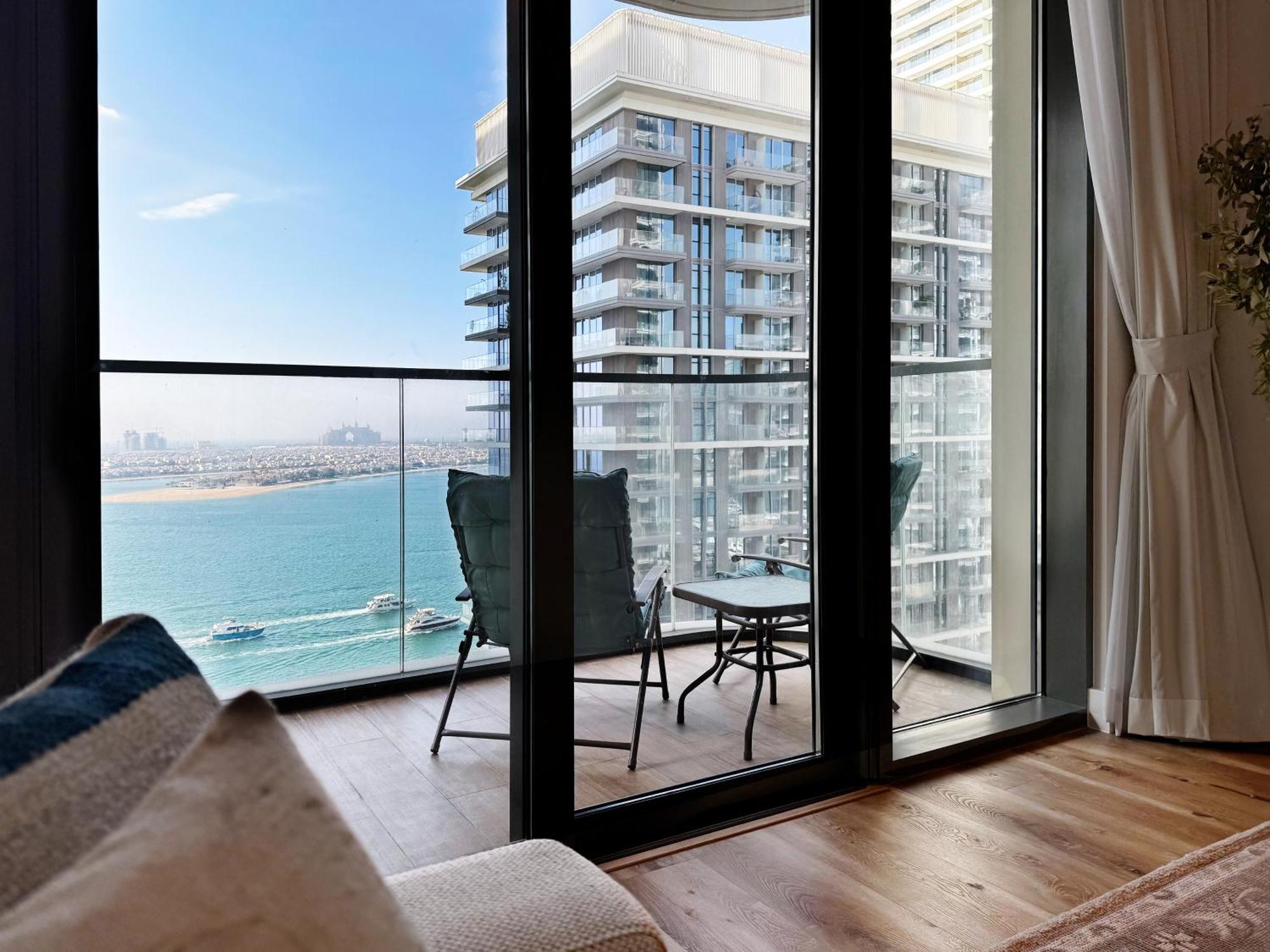 Iconic Palm And Atlantis View With Private & Pool