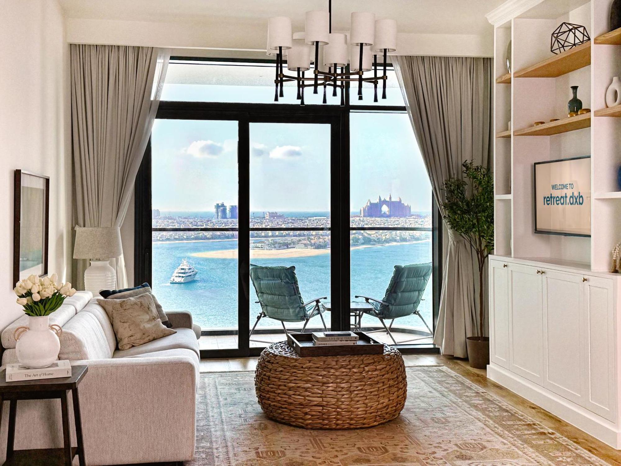 Apartment Iconic Palm And Atlantis View With Private & Pool Dubai